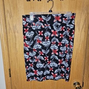 LuLaRoe Womens Skirt Cassie Black White Red Floral Pencil XL